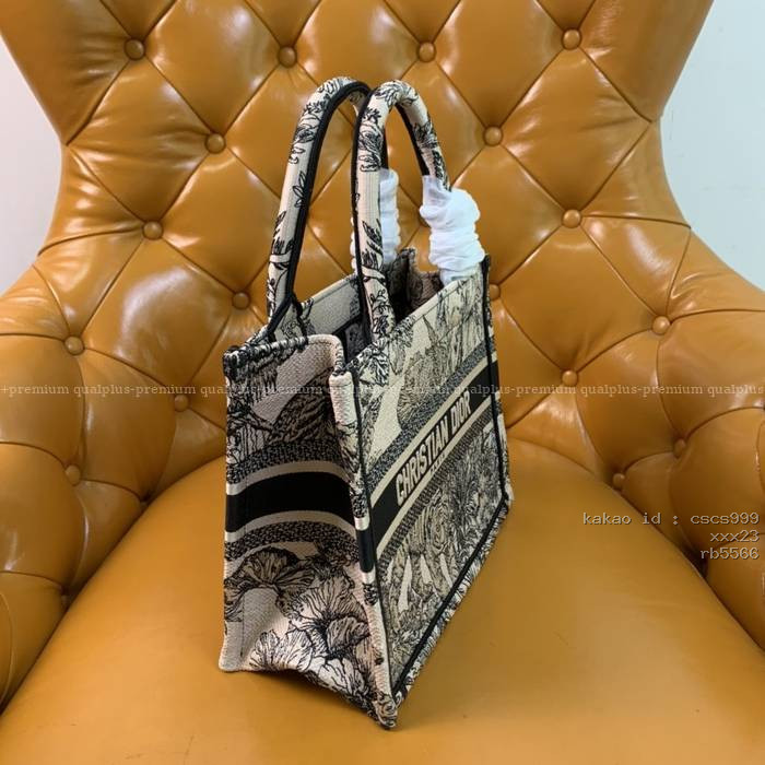 디올 BOOK TOTE 북토트백 스몰 가방 3