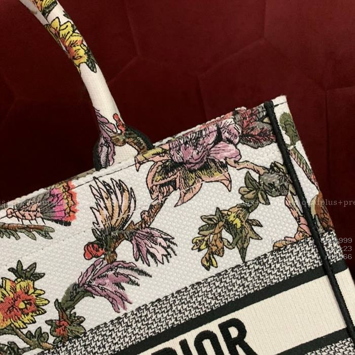 디올 BOOK TOTE 북토트백 미듐 가방 3