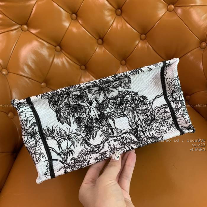 디올 BOOK TOTE 북토트백 스몰 가방 2