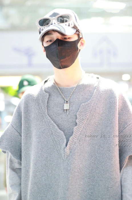지방시 페이크 투피스 스웨터 의류 [남성여성공용] [셀럽] 5