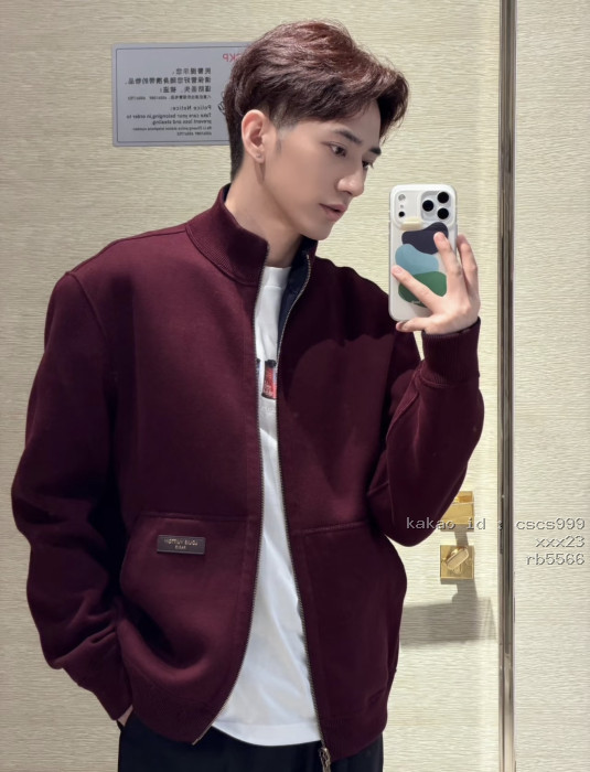 루이비통 컬러 블록 리버서블 하이넥 지퍼업 로고 재킷 의류 [남성여성공용] [셀럽] 20