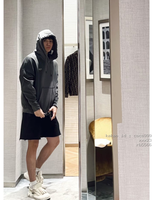 펜디 워시드 디스트레스드 하드웨어 로고 후드스웨트셔츠 의류 [남성여성공용] [셀럽] 2